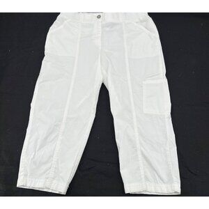 Chicos Women's White Cargo Capri Pants‎ Size 0 Small lightweight